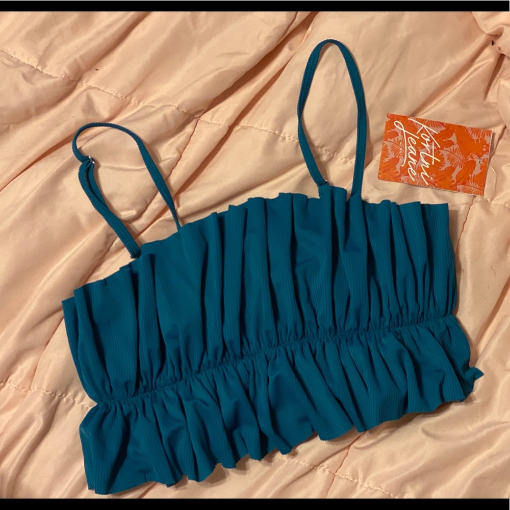 KORTNI JEANE ruffle top